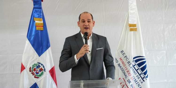 Adolfo Pérez ordena y apodera organismos de control para investigar irregularidades denunciadas