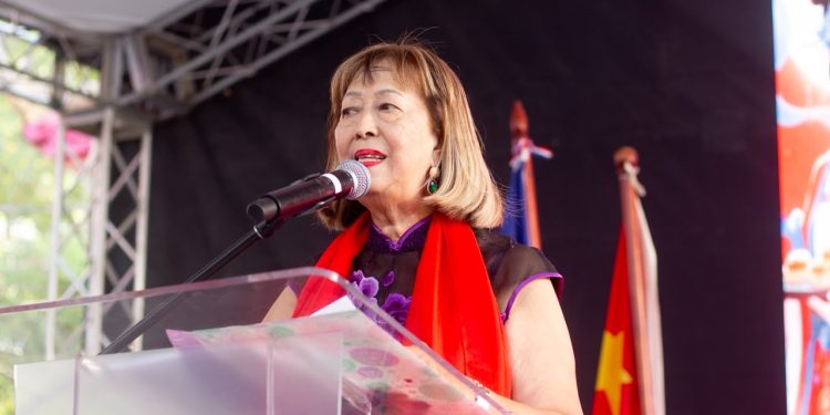 “Los chinos no representan una carga para el Estado dominicano”, afirma Rosa Ng Báez