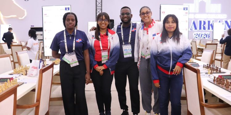 Estudiante dominicana de Magisterio hace historia en Olimpiada Mundial de Ajedrez en Uzbekistán