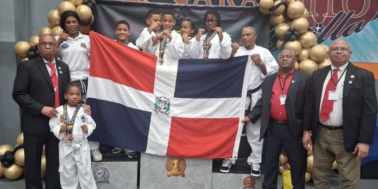 Equipo de niños de República Dominicana ganan medallas en torneo de taekwondo en Puerto Rico