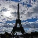 Reabre la Torre Eiffel tras huelga contra la discriminación de su personal femenino