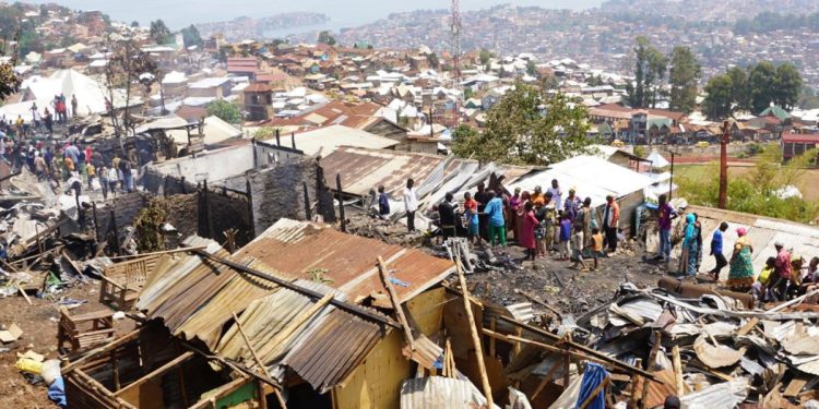 Al menos quince niños mueren por un incendio en una escuela en el Congo