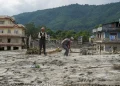 Nepal aumenta a 1.127 los muertos y a casi 4.900 los desaparecidos tras la riada