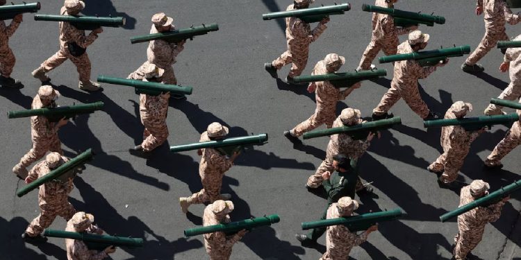 Irán advierte que responderá a nuevos ataques contra bases de EEUU