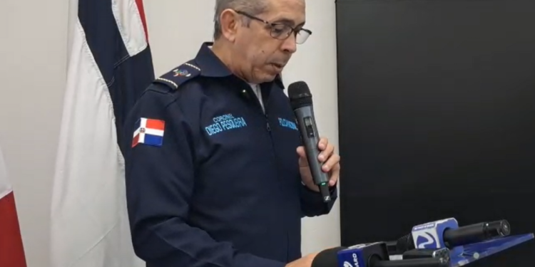 Policía Nacional recupera 21 televisores robados en Bayaguana y apresa a dos presuntos implicados