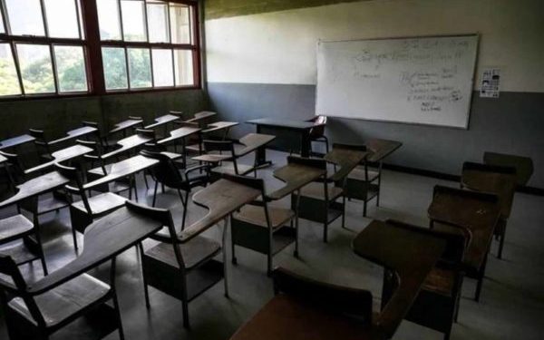 Más de 230 escuelas están listas para iniciar clases en La Guaira tras doble terremoto