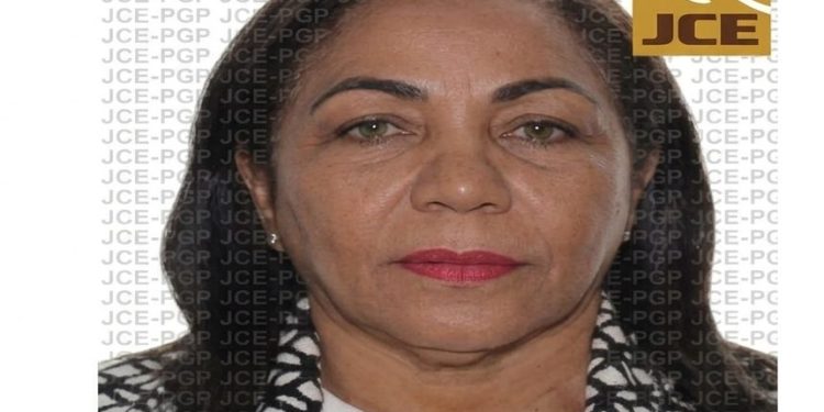Doctora de SeNaSa 2.0 figura como dueña de centro donde murió mujer tras liposucción hecha por barbero