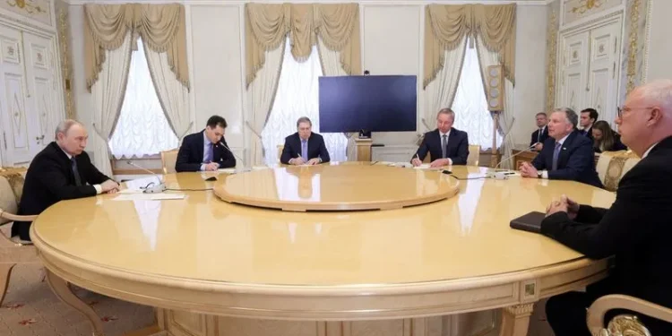 El enviado de Trump y Putin se reúnen en San Petersburgo para hablar sobre guerra en Ucrania
