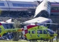 Al menos 30 muertos en un choque entre dos trenes en España