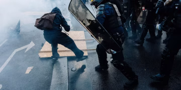 Francia se prepara para nuevas protestas estudiantiles en todo el país para exigir mejoras en las condiciones de las escuelas