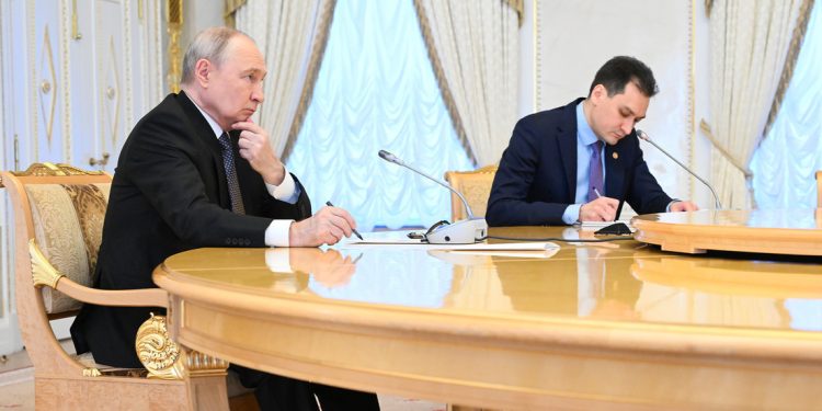 Termina la reunión entre Putin y Witkoff tras unas 3 horas de negociaciones
