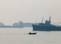 Irán advierte que bloqueará rutas de exportación de petróleo en Ormuz