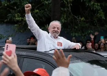 Lula gana un cuarto mandato en Brasil contra Bolsonaro