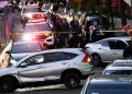 Un agente del ICE hiere a un dominicano en Nueva York y decenas de personas protestan