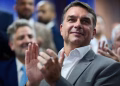 Balotaje en Brasil: Flávio Bolsonaro sumó el respaldo de otros dos partidos de derecha
