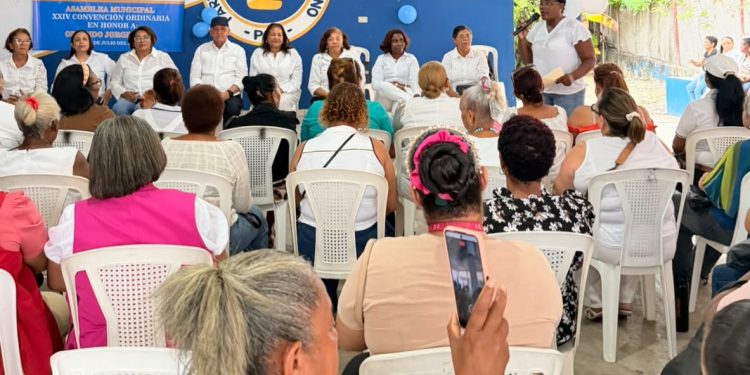 Frente de Mujeres Modernas del PRM fortalece el liderazgo femenino en SDN