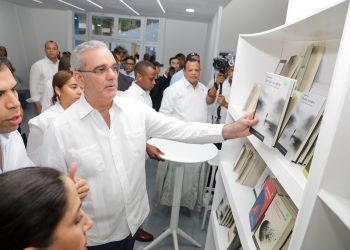 Presidente Abinader destaca gran acogida de la Feria Internacional del Libro 2026