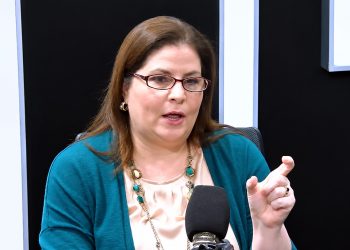 Especialista explica funcionamiento e importancia de los gobiernos corporativos en las empresas