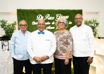 Francisco Gómez Sánchez celebra sus 50 años de ejercicio médico