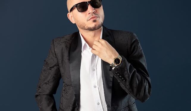 Nacho Estrella inicia su esperada gira por EE.UU.: seis semanas de puro romanticismo, bolero y bachata