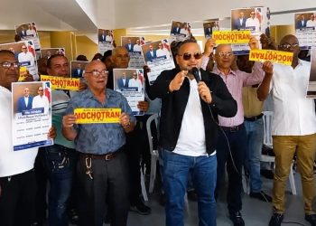 Mochotran pide a Abinader facilitar licencias para ampliar corredores de autobuses