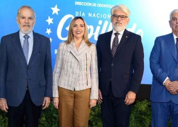 El Servicio Nacional de Salud y Colgate Palmolive celebran Día Nacional del Cepillado