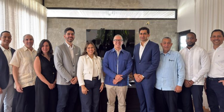 ASOFER reelige por primera vez a su Junta Directiva y refuerza su compromiso con la transición energética dominicana