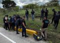 Policía Nacional recupera celulares robados y arresta a dos hombres por asalto a tienda de teléfonos en Juan de Herrera, San Juan