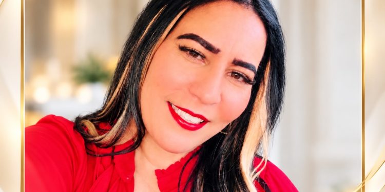Periodista y educadora Wendy Carrasco publica en Amazon su libro «Preservada para este tiempo»