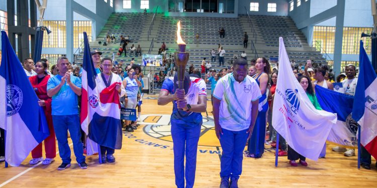 UASD inaugura XLV Juegos Deportivos Universitarios Tony Barreiro 2026 en el marco de 488 aniversario
