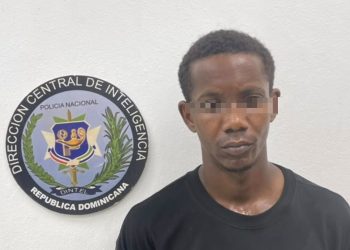 DINTEL arresta a tres personas y ocupa 211 porciones de presuntas drogas, arma de fuego y otros ilícitos en Sabana Perdida