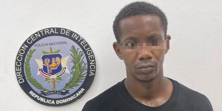 DINTEL arresta a tres personas y ocupa 211 porciones de presuntas drogas, arma de fuego y otros ilícitos en Sabana Perdida
