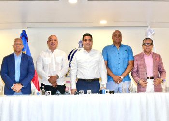 Juan Núñez y Kelvin Cruz anuncian Premundial Sub-18 en RD del 22 al 29 de octubre