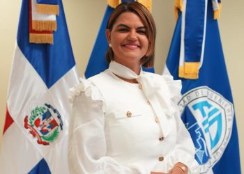 Primera docente de la UASD con doctorado en Ingeniería Civil, mención Transporte