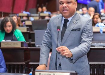 Diputado Ramón Raposo aboga por construcción de centro especializado para pacientes con diabetes e hipertensión en Santo Domingo Norte