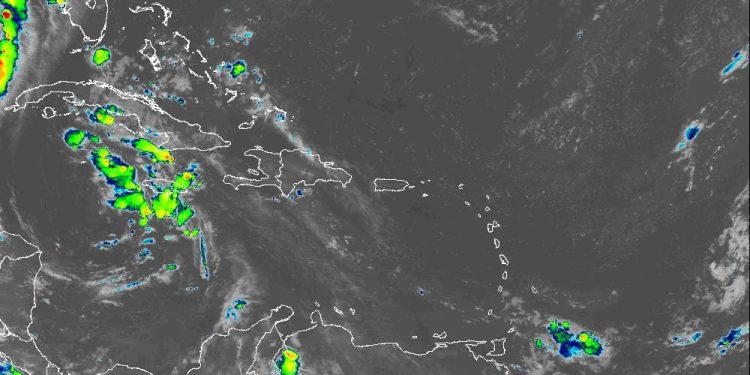 Indomet prevé pocas lluvias y temperaturas calurosas para este viernes