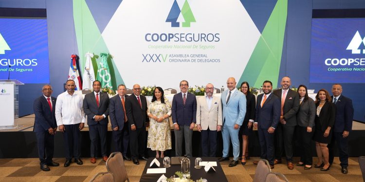 COOPSEGUROS apunta al top 10 de las aseguradoras del país
