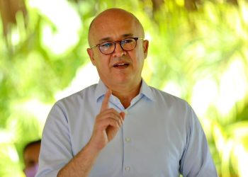 Francisco Domínguez Brito: “Como presidente formaría una nueva generación de técnicos e ingenieros para la industria de semiconductores”
