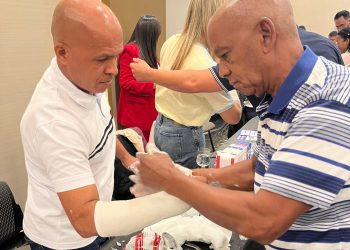 Técnicos del Hospital Darío Contreras reciben entrenamiento en Colombia sobre nuevos métodos de enyesado y manejo de fracturas