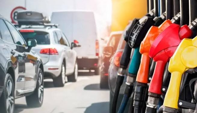 Congelan combustibles de mayor demanda con subsidio de RD$1.860.3 millones