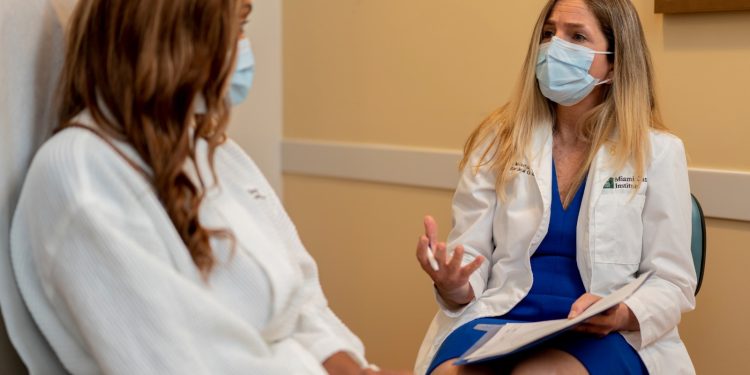 Nuevos enfoques amplían la atención del cáncer de mama