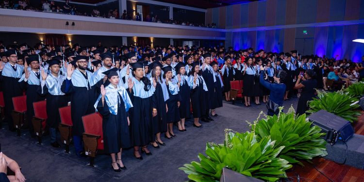 La Universidad APEC (Unapec) celebra su 59.ª Graduación Ordinaria y gradúa a 858 nuevos profesionales