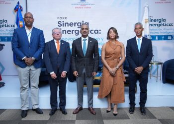 El Gobierno apuesta por la tecnología y el ahorro para optimizar el consumo eléctrico