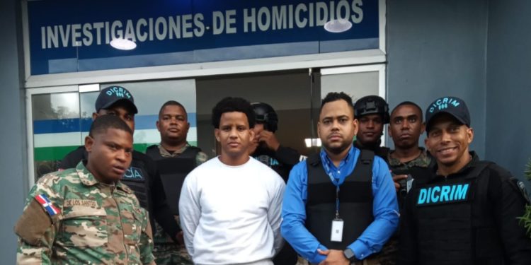 Arrestan a “Petán” deportado de EE.UU. requerido por homicidio en Villa Consuelo