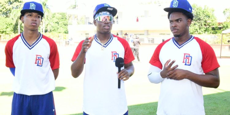 Ricki Moneys y Leanders Matos, los cotizados prospectos de Milwaukee que estarán con RD en Premundial U-18