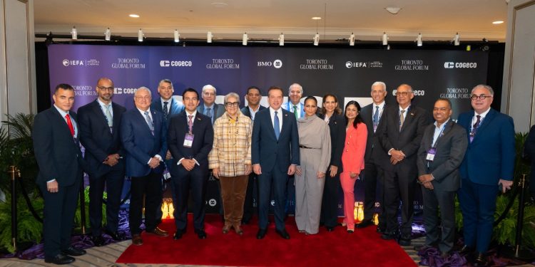 Canciller Bisonó plantea en Toronto ampliar relación económica con Canadá hacia tecnología, innovación y manufactura avanzada