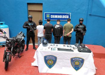 Policía Nacional arresta a cuatro colombianos por robos a mano armada en sectores exclusivos del Distrito Nacional