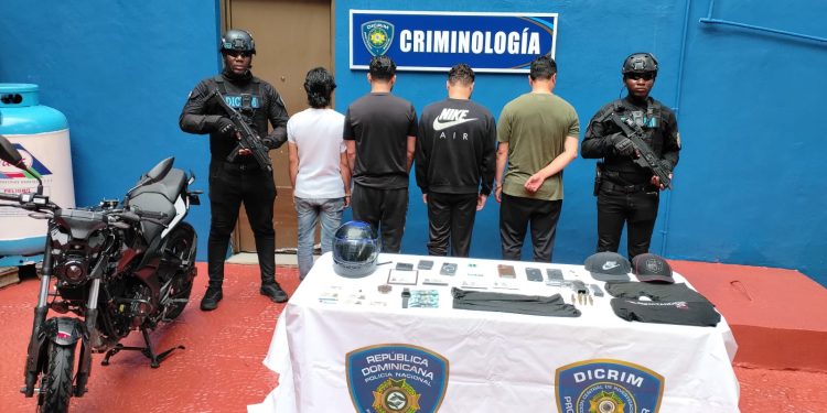 Policía Nacional arresta a cuatro colombianos por robos a mano armada en sectores exclusivos del Distrito Nacional