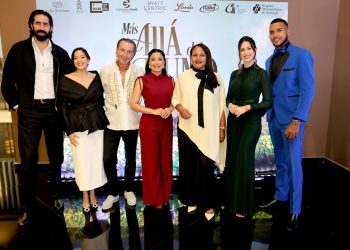 Documental “Más Allá del Humo” realiza gala premier resaltando impacto de la industria en la historia dominicana