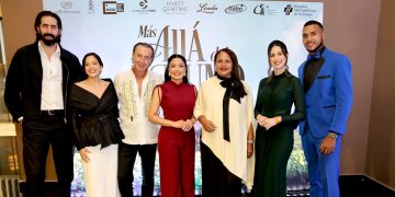 Documental “Más Allá del Humo” realiza gala premier resaltando impacto de la industria en la historia dominicana